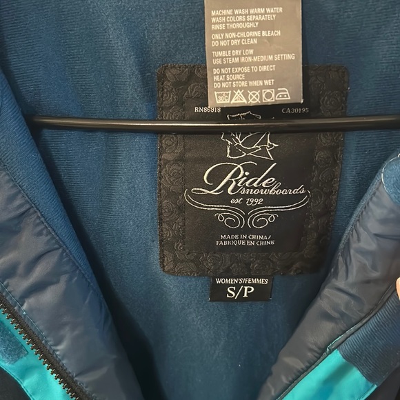 S Ride Snowboards Jacket - Picture 7 of 7